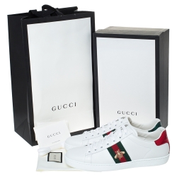 مملوكة مسبقًا Gucci White Leather Ace Bee Web Detail Low Top Sneakers Size 39.5