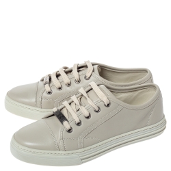 Gucci Ivory Leather Lace Up Low Top Sneakers Size 36