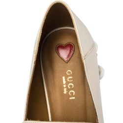 مملوكة مسبقًا Gucci White Pearl Embellished Leather Double G Web Mid Heel Loafers Size 39