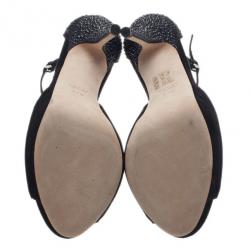 مملوكة مسبقًا Gucci Black Suede Studded Ankle Strap Platform Sandals Size 37.5