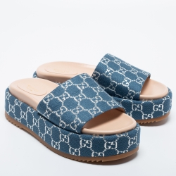 Pre Owned Gucci Blue/Silver Canvas GG Lamé Slide Sandals Size 39