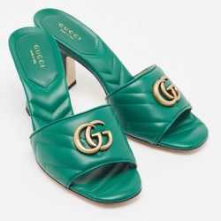 Pre Owned Gucci Green Quilted Leather Logo Embellished Double G Mules Sandals Size 38.5