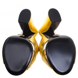 مملوكة مسبقًا Gucci Gold Metallic Leather Sylvia Crossover Mules Size 39.5