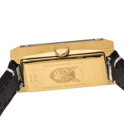 Pre Owned Gucci White Mother Of Pearl Floral Gold Tone Stainless Steel G-Frame 147.4 Women's Wristwatch 21 mm