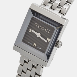 Pre Owned Gucci Grey Stainless Steel G-Frame YA128403 Women's Wristwatch 19 mm