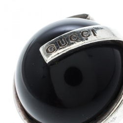 مملوكة مسبقًا Gucci Onyx G Boule Silver Ring Size 54.5