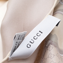 Pre Owned Gucci Beige Charm Bracelet Printed Silk Square Scarf