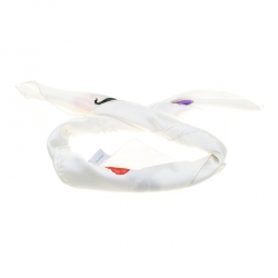 Pre Owned وشاح غوتشي فيتوريو أكورنيرو حرير أبيض مورد مطبوع مربع