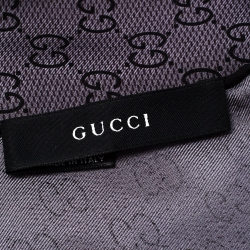 Pre Owned وشاح غوتشي GG حرير رصاصي مونوغرامي مربع
