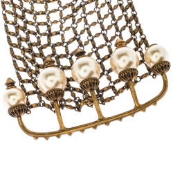 Pre Owned Gucci Faux Pearl Gold Tone Hand Harness Finger Ring Cuff Bracelet