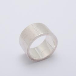 مملوكة مسبقًا Gucci Wide Band with Gucci Trademark Engraving Size 54