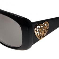 مملوكة مسبقًا Gucci Black Heart Crest Sunglasses