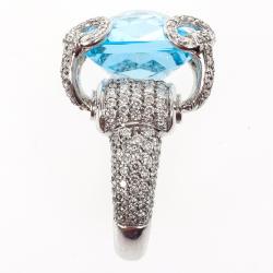 Gucci Diamond & Topaz 18 K White Gold Horsebit Cocktail Ring Size 53