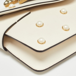 Pre Owned Gucci Off White Leather Mini Pearl Studded Broadway Bee Shoulder Bag
