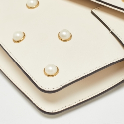 Pre Owned Gucci Off White Leather Mini Pearl Studded Broadway Bee Shoulder Bag