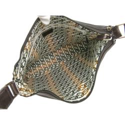 مملوكة مسبقًا حقيبة كتف غوتشي كانفاس بنية داكنة