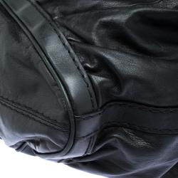 Pre Owned Gucci Black Leather Bamboo Drawstring Bucket bag