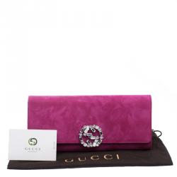 مملوكة مسبقًا Gucci Pink Suede Broadway Crystal Closure Clutch