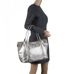 Pre Owned Gucci Silver GG Imprime Canvas Medium Joy Tote
