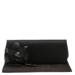 مملوكة مسبقًا Gucci Black Satin and Snakeskin Floral Embellished Clutch 
