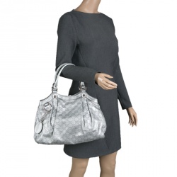 Pre Owned Gucci Silver Guccissima Leather Medium Sukey Tote