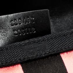 مملوكة مسبقًا Gucci Black/Pink GG Canvas and Satin Small Limited Edition Tom Ford Horsebit Web Chain Clutch