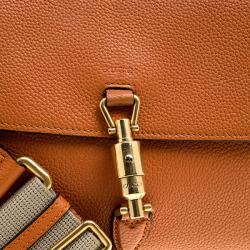 مملوكة مسبقًا حقيبة غوتشي قلاب جاكي جلد ناعم برتقالية