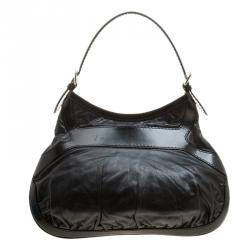 مملوكة مسبقًا حقيبة غوتشي كوين كبيرة جلد سوداء/ رصاصية