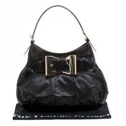 مملوكة مسبقًا حقيبة غوتشي كوين كبيرة جلد سوداء/ رصاصية