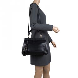 Pre Owned Gucci Black Leather Bold Bamboo Top Handle Bag