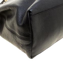 Pre Owned Gucci Black Pebbled Leather Medium Soho Tote