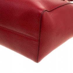 Pre Owned Gucci Red Leather Small Swing Tote