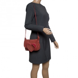 Pre Owned حقيبة كتف غوتشي هارت سويدي حمراء