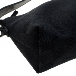 مملوكة مسبقًا Gucci Black GG Canvas Pochette Bag