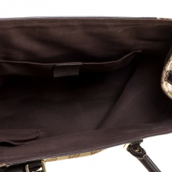 مملوكة مسبقًا حقيبة يد غوتشي تروفي صغي رة جلد وكانفاس GG بنية/ بيج