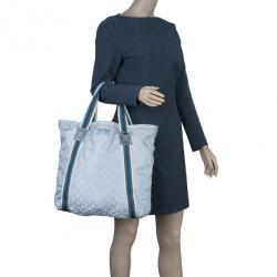 مملوكة مسبقًا Gucci Silver Monogram Coated Canvas Tote