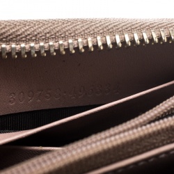 مملوكة مسبقًا محفظة غوتشي سحاب ملتف جلد لامعة غوتشيسيما مايكرو بيج