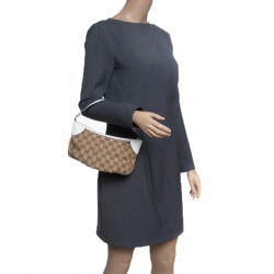 مملوكة مسبقًا Gucci Beige/Off White GG Canvas and Leather Accessories Pochette bag