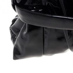 Pre Owned Gucci Black Patent Leather Hysteria Clutch