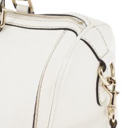 مملوكة مسبقًا Gucci White Pebbled Leather Vintage Web Boston Bag