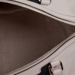 مملوكة مسبقًا Gucci White Pebbled Leather Vintage Web Boston Bag