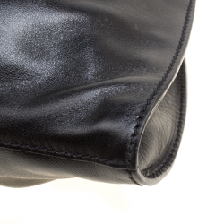 مملوكة مسبقًا Gucci Black Leather Shoulder Bag