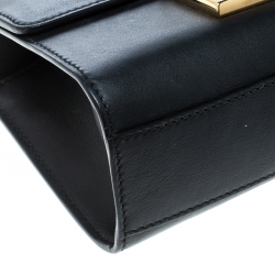 مملوكة مسبقًا Gucci Black Leather Small Padlock Shoulder Bag