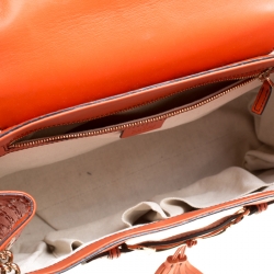 مملوكة مسبقًا حقيبة كتف غوتشي سلسلة إميلي كبيرة جلد غوتشيسيما زرقاء كحلية