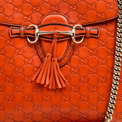 مملوكة مسبقًا حقيبة كتف غوتشي سلسلة إميلي كبيرة جلد غوتشيسيما زرقاء كحلية