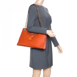 مملوكة مسبقًا حقيبة كتف غوتشي سلسلة إميلي كبيرة جلد غوتشيسيما زرقاء كحلية