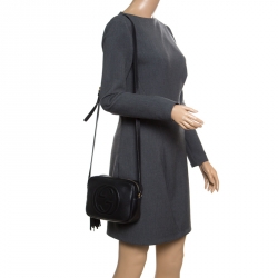 مملوكة مسبقًا حقيبة كتف غوتشي سوهو ديسكو صغيرة جلد لامع أرجوانية