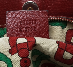 Pre Owned حقيبة يد غوتشي سيغنوريا صغيرة جلد غوتشيسيما حمراء