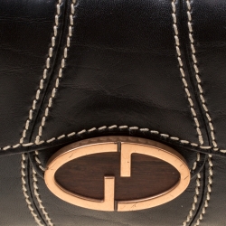 مملوكة مسبقًا Gucci Black Leather GG Buckle Detail Shoulder Bag