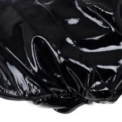 مملوكة مسبقًا Gucci Black Patent Leather Hysteria Hobo